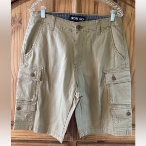 Men’s Iron Co. tan khaki flat front chino cargo shorts size 32